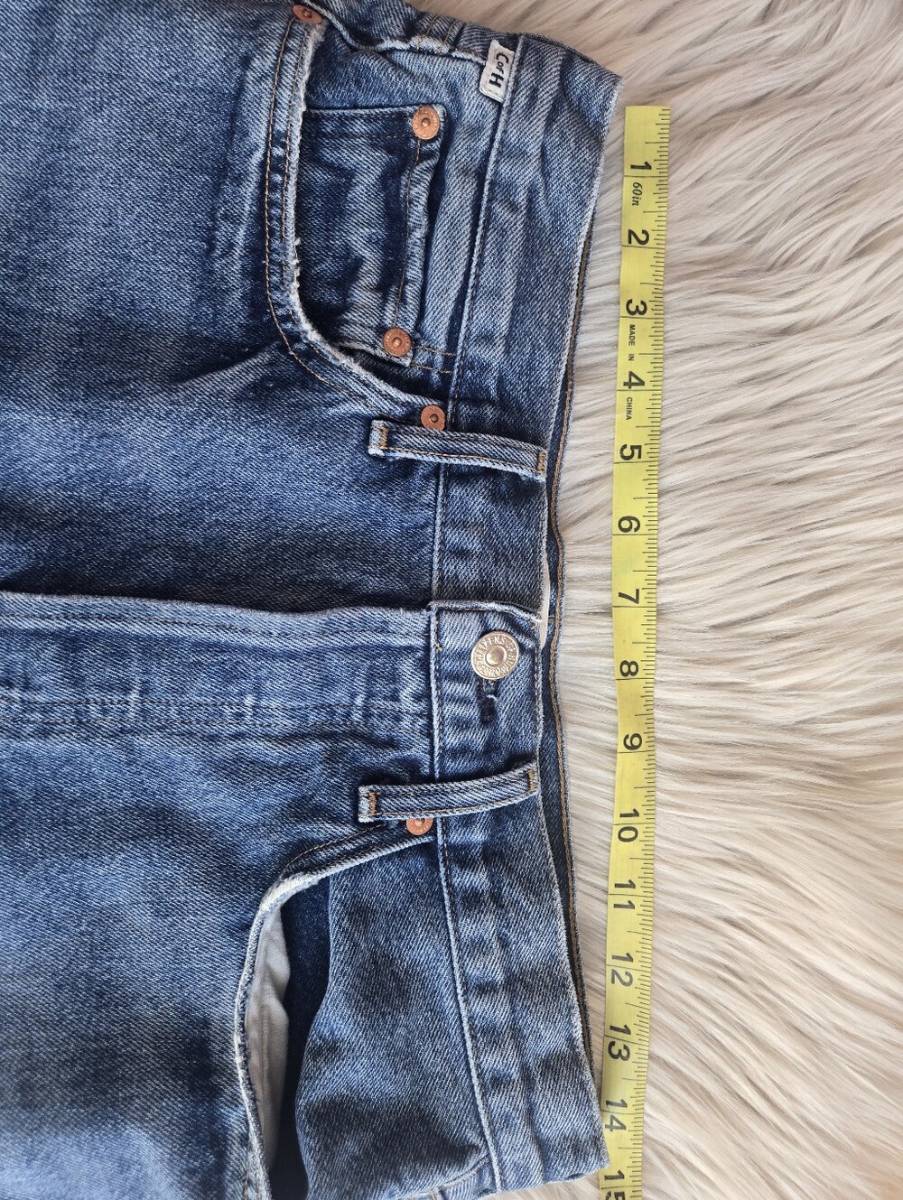 Citizens Of Humanity Dark Blue Frayed Hem Denim Shorts - Picture 2 of 10